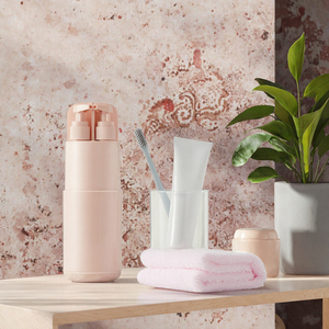 Juego de Viaje Profesional de Lujo 7 en 1 Ecológico con Cepillo de Dientes, Vaso, Espejo Integrado, Peine y Botellas de Loción para Negocios - Product Image 3