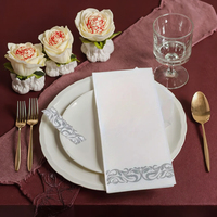 Vente en gros 33*40cm Luxe Airlaid Boissons Serviettes en papier 3 plis avec Logo personnalisé Échantillon gratuit disponible