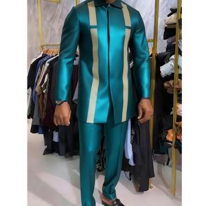 Completo da uomo casual primaverile stile streetwear con t-shirt a maniche lunghe con colletto alla coreana e bottoni e pantaloni, stampa digitale, per sport all'aperto - Product Image 3