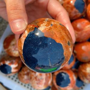 Vente en gros de pierres de quartz de guérison en <span class=keywords><strong>pierre</strong></span> de soleil de haute qualité avec sphère d'<span class=keywords><strong>apatite</strong></span> <span class=keywords><strong>bleue</strong></span>, boule de cristal pour la décoration - Product Image 3