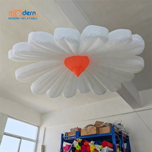 Decorazione Gonfiabile Moderna <span class=keywords><strong>Alice</strong></span> nel Paese delle Meraviglie, Fiori di Margherita 2m, per Feste Aziendali, Palcoscenici, Pubblicità Luminosa, <span class=keywords><strong>in</strong></span> Tessuto Oxford 210d con Ventilatore - Product Image 3