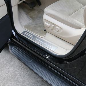 4 pièces <span class=keywords><strong>barre</strong></span> de protection de <span class=keywords><strong>seuil</strong></span> de <span class=keywords><strong>porte</strong></span> de voiture anti-rayures <span class=keywords><strong>seuil</strong></span> en Fiber de carbone décalcomanies pare-chocs en cuir autocollants Auto accessoires pièces - Product Image 2
