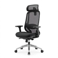 Chaise de bureau ergonomique moderne à dossier haut en maille, pivotante, avec accoudoirs réglables et structure en aluminium pour salle de réunion