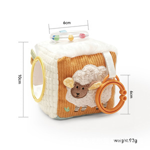 Cube sensoriel pour nouveau-né, jouet Montessori pour bébé, avec design texturé, jouet d'apprentissage précoce pour les voyages, pour développer la motricité fine - Product Image 1