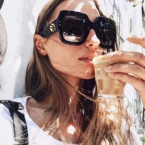 Gafas de Sol de Moda 2020 con Logotipo Personalizado, Estilo Vintage, Montura Grande para Mujer, Lentes Degradadas, Gafas de Sol Cuadradas Extra Grandes para Mujer - Product Image 1