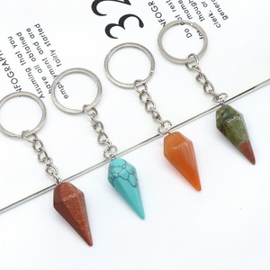 Wholesale Trendy Mixed Faceted Healing Crystal Hexagonal Column Conical Reiki Key Chain Key Ring for Gift Bags Accessories