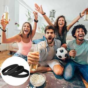 Bracelets en caoutchouc noir personnalisés, bracelets en silicone couleur unie, multi-pack vierge pour événements, fêtes, promotions, durables et confortables - Product Image 3