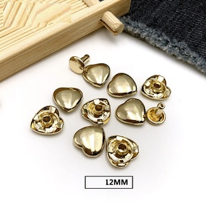 Tachuelas de Metal con Remaches de <span class=keywords><strong>Estrella</strong></span>/Corazón, Botones de Clavos, Remaches de Cuero Decorativos para Cinturón, Bolsa, Gorra, Etiquetas, Ropa, Botones de Jean Personalizados - Product Image 5