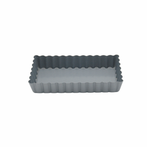 Moule à tarte rectangulaire de 6 cm x 11,5 cm avec fond amovible, revêtement antiadhésif durable pour un démoulage facile des aliments. - Product Image 1