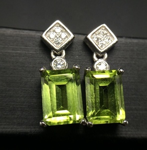 Tùy Chỉnh Thiết Kế Sang Trọng 925 Sterling Silver Stud Bông Tai Tự Nhiên Olivine Và Topaz Đá Quý Thanh Lịch Đảng Mặc Quà Tặng Cho Phụ Nữ - Product Image 1