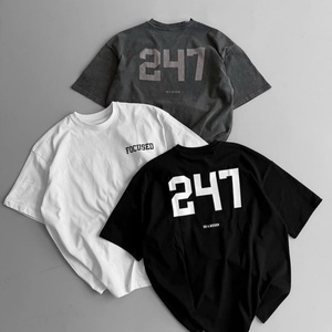 เสื้อยืดแขนสั้นสไตล์ฮิปฮอปทรงโอเวอร์ไซส์ลายการ์ตูนริมฝีปาก พิมพ์ลายถักนิตติ้ง 100% ราคาโรงงาน - Product Image 3