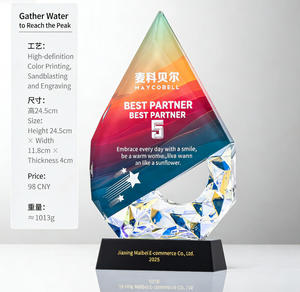 Nouveau Trophée en Cristal Personnalisé pour Cérémonie de Remise des <span class=keywords><strong>Prix</strong></span> de l'Assemblée Annuelle de l'Entreprise, Forme Créative, Luxe, Couronne de Meilleures Ventes - Product Image 5