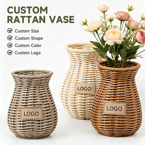 <span class=keywords><strong>Vase</strong></span> en <span class=keywords><strong>rotin</strong></span> PP tressé floral, personnalisable en taille, forme et couleur, avec poignée, pour la décoration de la maison, design moderne, vente en gros - Product Image 1