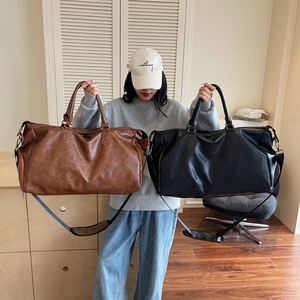 Good Quality PU Tote Bags Waterproof Leather <b>Luggage</b> Storage Bag Outdoor Travel Sports Fitness Bags - Product Image 3