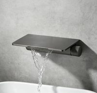 Robinet de baignoire cascade mural chromé WEIHAO avec étagère de rangement pour téléphone, mitigeur de bain à panneau plat avec poignée moletée simple