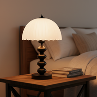 Lampe de bureau en verre rétro française, petite lampe de chevet pour chambre à coucher, design d'étude chinois, lumière de luxe de style américain