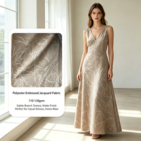 Tissu Brocart Jacquard Teint en Fil Respirant 100% Polyester 150 g/m² Personnalisable en Gros pour Robes de Filles