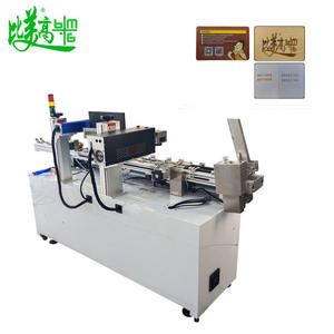 Machine de marquage laser de carte d'identité d'entreprise d'imprimante de fibre de CO2 portative avec le type automatique de fibre de CO2 de système de détection de lecture de carte - Product Image 2