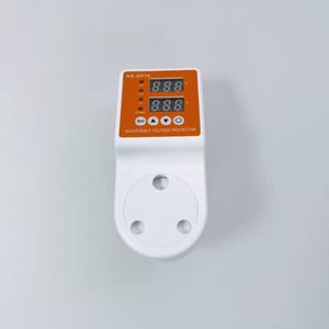 Protector de Voltaje Ajustable 16A 120V con Pantalla Digital, Dispositivo de Protección de Energía CA Monofásico - Product Image 1