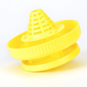 Pièges à suspension durables pour le contrôle des nuisibles en extérieur - Product Image 4