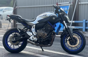 Motocicleta de Calle Yamaha MT-07 de 689cc, Bicilíndrica en Paralelo Refrigerada por Aire, de Alto Rendimiento, para Conductores Experimentados, MT07 de Alto Rendimiento - Product Image 4
