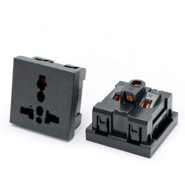 Manufacturer 13A Industrial Universal Power Socket Panel Mount Connector Plug with Socket Inlet