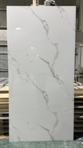 Panneau mural 3D en PVC <span class=keywords><strong>de</strong></span> haute qualité à texture marbre, idéal pour la <span class=keywords><strong>décoration</strong></span> moderne des chambres, salons, bureaux, hôtels, salles <span class=keywords><strong>de</strong></span> bain, hôpitaux et centres commerciaux - Product Image 5
