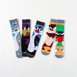 2025 gros lapin haute qualité drôle nouveauté Anime équipage hommes femmes Animal Sublimation Cool dessin animé Tube Comics <span class=keywords><strong>chaussettes</strong></span> - Product Image 2