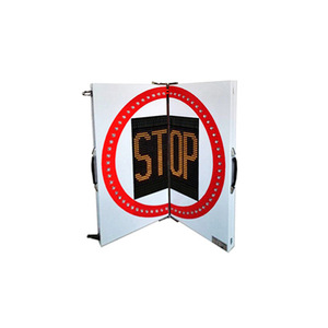 Pantalla LED Portátil Plegable para Tráfico P10, Marco de Plástico y Aluminio, IP65, Montaje en Suelo, Funciona con Batería Recargable - Product Image 2