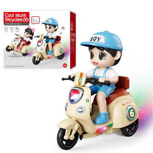 Tricycle électrique pour enfants avec roues pivotantes à 360 degrés, lumières et musique, pour garçons et filles - Product Image 4