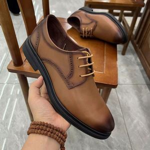 High-quality Business Casual New Style Multi-purpose Breathable Commuting <b>Soft</b>-soled Men's Square Anti-Slip Lightweight <b>Shoes</b> - Product Image 6