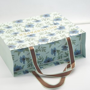 High-End <b>Ivory</b> Board Gift <b>Bag</b> with Ribbon Handles Custom Offset Printed for Candle Craft - Product Image 4