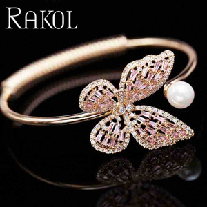 Rakol ZPB1121 Diseño único Forma de mariposa Perla de agua dulce Cz Cristal Circón Piedra Joyería de moda Pulsera - Product Image 2