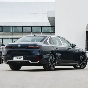 Nuevo kit de carrocería de diseño para BMW Serie 7 G12 16-22, actualización al estilo G70 2023, kit completo de piezas de carrocería, sistema de accesorios exteriores. - Product Image 5