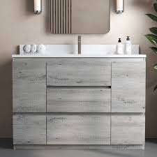 تصميمات داخلية مركزة على الألفية وأدوات علوية عصرية بتصميم بسيط مع أجهزة سوداء غير لامعة وأرفف مفتوحة للحمام - Product Image 2