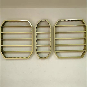 Étagère murale pour l'organisation et le rangement des vernis à ongles et des cosmétiques - Product Image 3