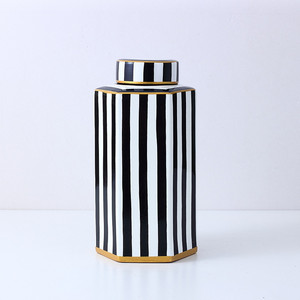 Diseño de Arte <span class=keywords><strong>Simple</strong></span> Oficina Hotel Blanco y Negro Hexágono Par Florero de Porcelana Gabinete de <span class=keywords><strong>Tv</strong></span> Exhibición Decoración del hogar - Product Image 5