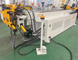 ماكينة ثني المعادن الأوتوماتيكية بالكامل UM 38CNC بسعر المصنع الصيني، آلة ثني الأنابيب والمواسير CNC للفولاذ المقاوم للصدأ والسبائك والفولاذ الكربوني - Product Image 2