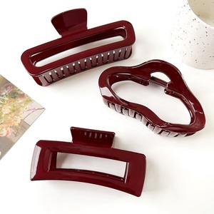 Mio Hàn Quốc <span class=keywords><strong>Dark</strong></span> <span class=keywords><strong>Red</strong></span> Claw Clip Hình Học Đám Mây Hình Dạng Tóc Claw Clip Handmade Nhựa Kẹp Tóc Lớn Cá Mập Clip Cho Tóc Dày - Product Image 3