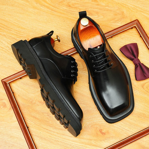 รองเท้าหนังเดอร์บี้สไตล์ผสมสีสุดเทรนดี้  สามารถปรับแต่งด้วยดีไซน์โลโก้ได้  พร้อมบริการปรับแต่งด้วยมือ - Product Image 3