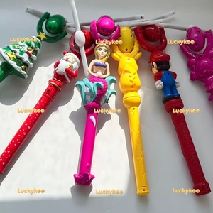 Luckykoo 12 की अगुवाई वाली चमकदार स्टार विंडमिल इंद्रधनुष स्टिक मैजिक लाइट-अप विंडमिल wand - Product Image 2