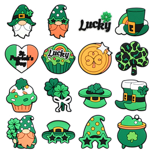 2025 nouvelle plante Design PVC St Patricks jour chaussures charme mauvaises herbes Crock accessoires pour chaussure verte accessoire inspiré sabot décorations - Product Image 5