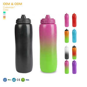 Bouteille d'eau <span class=keywords><strong>de</strong></span> <span class=keywords><strong>sport</strong></span> en plastique professionnelle <span class=keywords><strong>de</strong></span> 1000 ml à grande capacité, facile à saisir et compressible, pour le cyclisme, l'entraînement et le fitness - Product Image 1