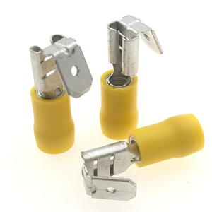 ชุดอุปกรณ์ต่อสายไฟแบบกึ่งฉนวนชนิด Piggy Back Spade Connectors ขนาด 22-10AWG 6.3 มม. (1/4 นิ้ว) แบบถอดเร็ว - Product Image 1