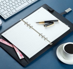 <span class=keywords><strong>2025</strong></span> kinh doanh sáng tạo của công ty sản phẩm khuyến mại Bộ Quà Tặng Máy Tính Xách Tay sạc không dây ngân hàng điện & USB cho nam giới Bộ quà tặng - Product Image 5