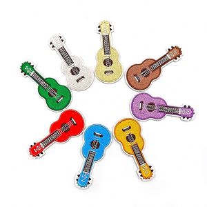 Patch brodé thermocollant coloré en forme de guitare pour la décoration (vente en gros) - Product Image 1