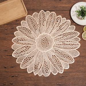 Mantel Individual Hueco de PVC Antideslizante y Resistente al Calor, Juego de Manteles Individuales para Mesa de Comedor, Estilo Clásico para el Hogar, Bodas/Fiestas - Product Image 4