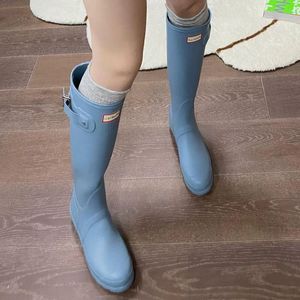 Sepatu Bot Hujan Logo Kustom untuk Wanita, Sepatu Karet Alami, Sepatu Taman Modis, Sepatu Wellington Setinggi Lutut - Product Image 3