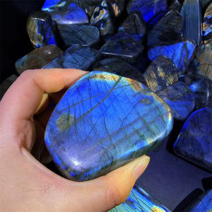 Prix d'usine, cristal gravé poli de forme libre, ornement en <span class=keywords><strong>labradorite</strong></span> bleue forte et élégante par Kindfull Crystal - Product Image 3