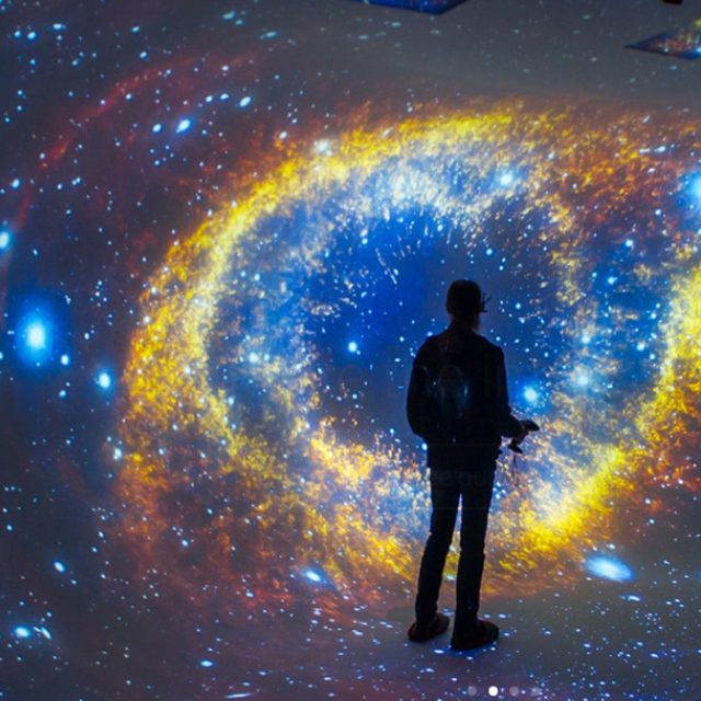 Interactive 3D AR Holographic Projector Mapping Dynamic Naked Eye Landscape Concert Scheme Art for Projectors
